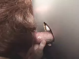 Maduro se folla a una bella de coño peludo peliculas xxx subtitulada