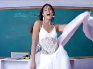 Morena se masturba en hentai sub en español el baño