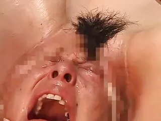 Retirado en la habitación roja hentai subtitulado a español