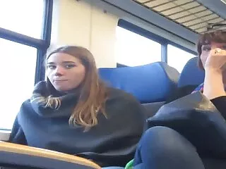 Sexy morena consigue hendidura lamió y follada porno hentai subtitulado en español